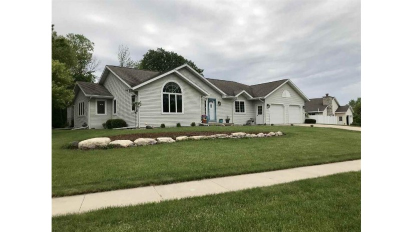 196 Harmsen Avenue Waupun, WI 53963 by Preferred Properties Of Fdl, Inc. $265,900