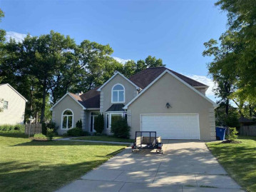 1480 Woodmont Way, Ashwaubenon, WI 54313-9307