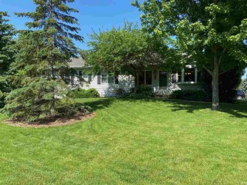 5050 Redbud Court, Scott, WI 54311