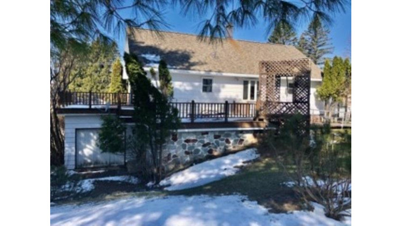 N4204 N Stony Hill Road Pella, WI 54950 by Coldwell Banker Real Estate Group $99,000