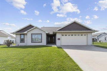 1838 Justin Drive, Omro, WI 54963-8245