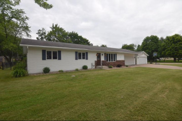 195 Mckinley Avenue, Clintonville, WI 54929-1148