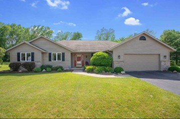 5345 Sand Beach Drive, Green Bay, WI 54217-9145