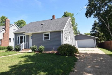 29 Felshow Street, Clintonville, WI 54929-1110