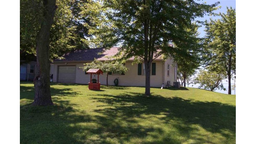 N4141 Twilight Beach Road Stockbridge, WI 53014 by First Weber, Inc. $239,900