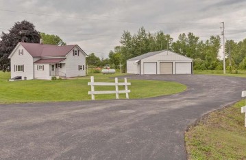 N2147 Vernon Hills Drive, Grover, WI 54157