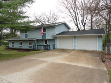 N2114 Alpine Dr, Marion, WI 54982