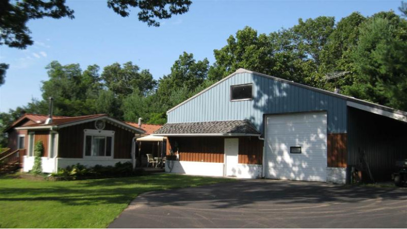 N3699 Ox Creek Rd Packwaukee, WI 53949 by Cotter Realty Llc $217,500