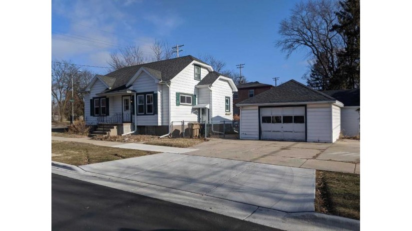 3201 Milwaukee St Madison, WI 53716 by First Weber Inc $218,900