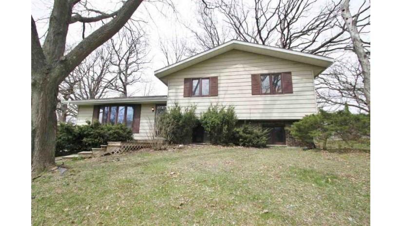 W7567 Hillendale Pky Beaver Dam, WI 53916 by House To Home Now $199,900