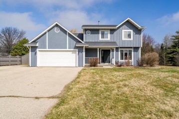 4311 Arrowhead Ln, Harmony, WI 53546