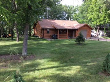 151 W Water St, Montello, WI 53949