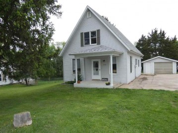 358 W Main St, Benton, WI 53803