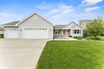 408 Capitol Dr, Dane, WI 53529