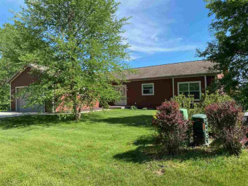 249 White Oak Ln, Lake Delton, WI 53965-0000