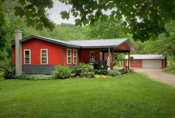 E10897 Scott Hollow Rd, Liberty, WI 54664