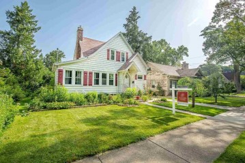 706 Emerson St, Madison, WI 53715-1718