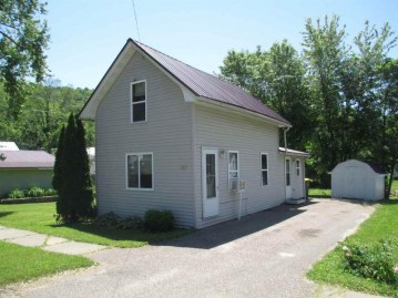 349 E Gage St, Richland Center, WI 53581