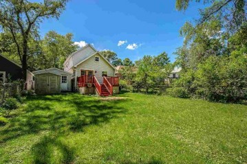509 Christianson Ave, Blooming Grove, WI 53714