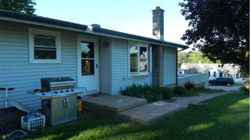 207 State St Hollandale, WI 53544 by Arthur Real Estate $139,000