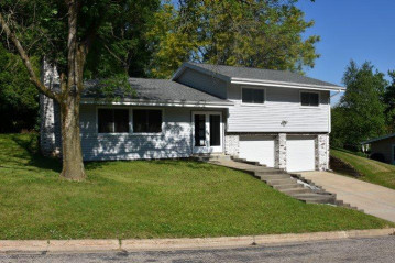 780 S Cairns Ave, Richland Center, WI 53581