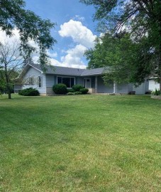 216 E Minnehaha Ave, Portage, WI 53901