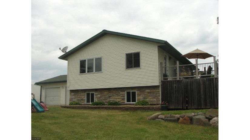 2257 285th Ave Cushing, WI 54006 by Art Anderson Realty $219,900