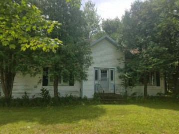 541 East Grand Avenue, Rosholt, WI 54473