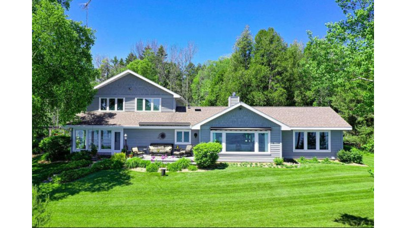 1674 Helmholz Rd Sturgeon Bay, WI 54235 by Era Starr Realty $799,000