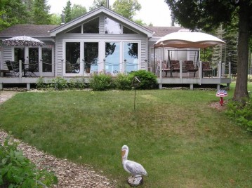 662 Hemlock Dr, Washington Island, WI 54246