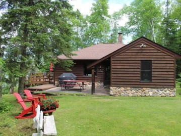 6989 Rosalind Rd, Presque Isle, WI 54557