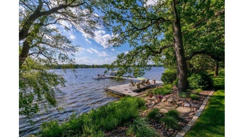 6925 Wildwood Point Rd Chenequa, WI 53029 by First Weber Inc - Delafield $1,740,000