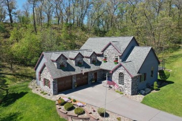 1525 Torrey View Dr, Sparta, WI 54656-0000