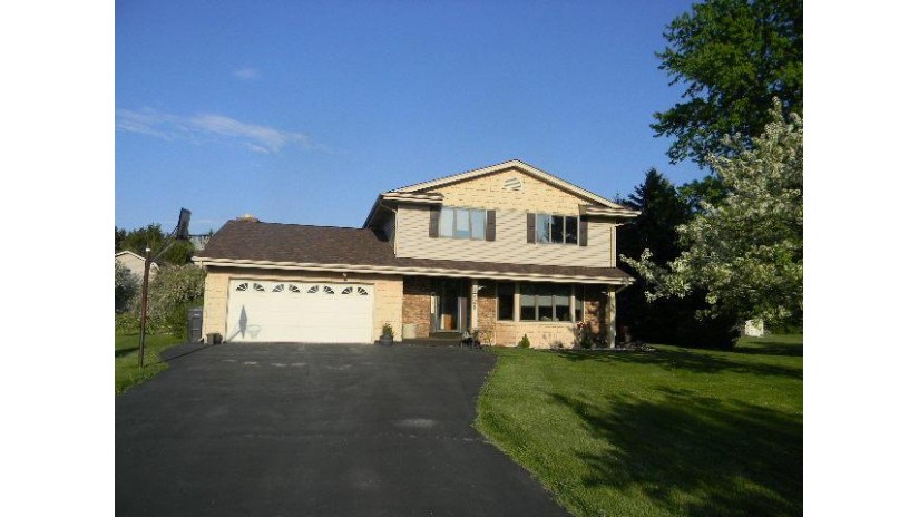 1721 47 Ave Somers, WI 53144 by Realty Associates. LLC $399,900