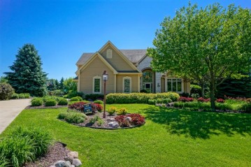 W331N3371 Chestnut Ct, Nashotah, WI 53058-0000