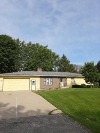 12408 Knollwood Rd, Caledonia, MN 55921