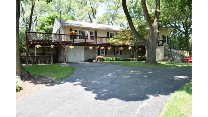 N45W32514 Watertown Plank Rd Nashotah, WI 53058 by Shorewest Realtors $289,900