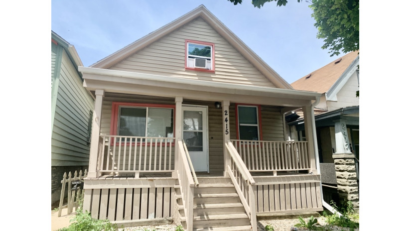 2415 N Pierce St Milwaukee, WI 53212 by Shorewest Realtors $219,900