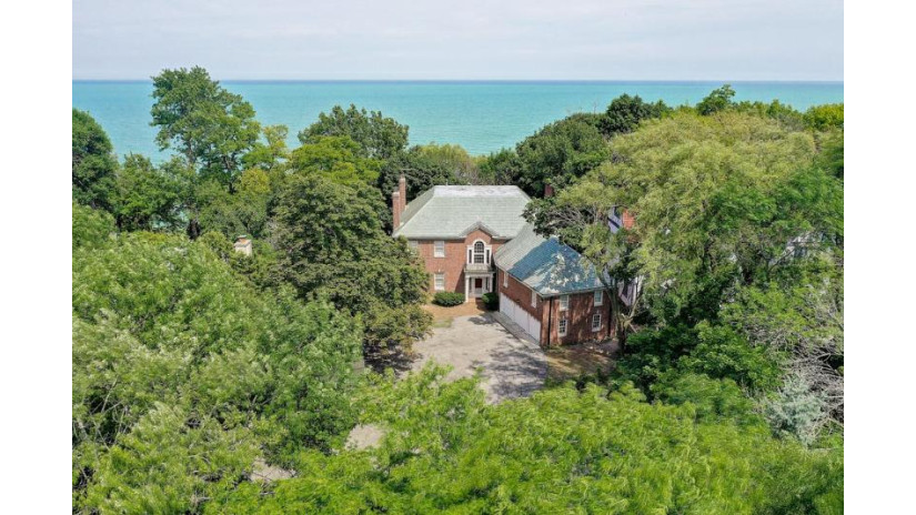 3926 N Lake Dr Shorewood, WI 53211 by First Weber Inc -NPW $1,195,000