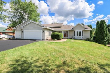 W7643 Hackett Rd, Whitewater, WI 53190