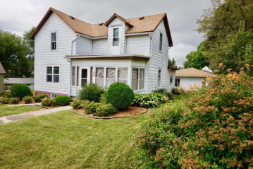 114 W Park St, Westby, WI 54667-1024