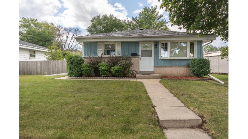 3731 S 67th St Milwaukee, WI 53220 by Milwaukee Executive Realty, LLC $209,900