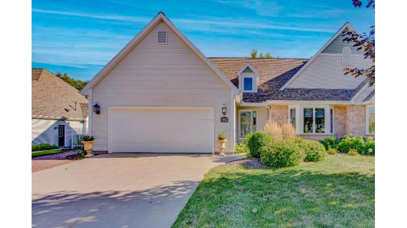 N27W6593 Alyce St Cedarburg, WI 53012 by RE/MAX Gallery $359,000