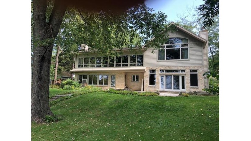 401 N Golden Cedar Ln Summit, WI 53066 by NON MLS $1,150,000