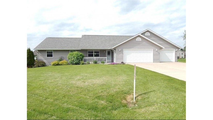 13850 39th Avenue Chippewa Falls, WI 54729 by Cb Brenizer/Chippewa $279,900