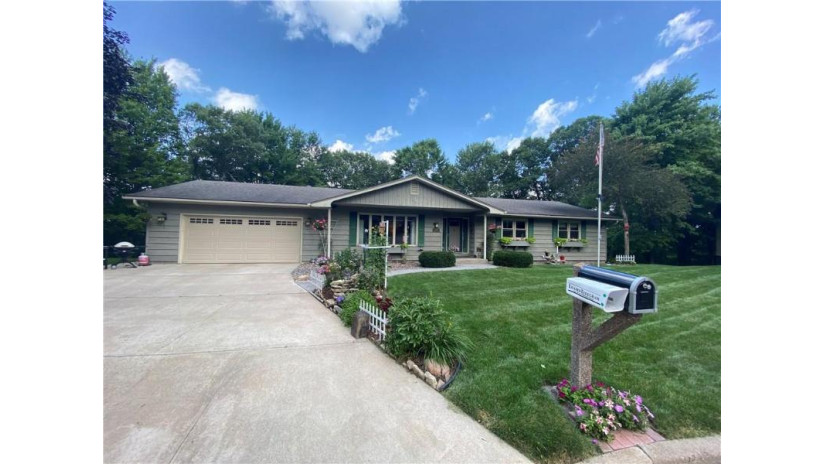 2804 Mountaray Drive Eau Claire, WI 54703 by Eau Claire Realty Llc $275,000