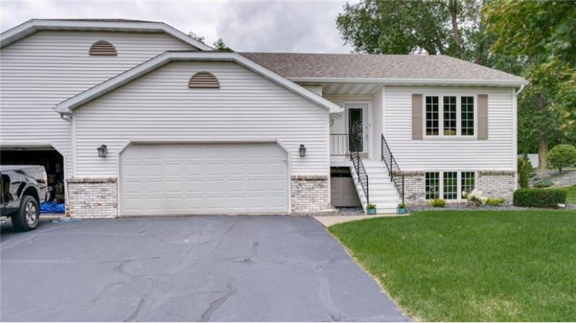 4652 Woodridge Drive Eau Claire, WI 54701 by Chippewa Valley Real Estate, Llc $199,000