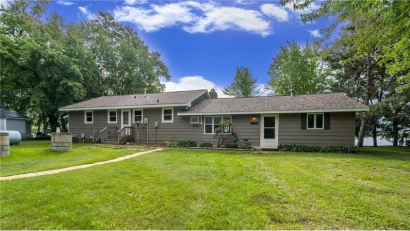 24238 Cumberland Point Road Siren, WI 54872 by Re/Max Cornerstone $390,000