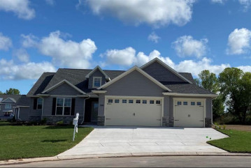 1769 Meadowland Court, Bellevue, WI 54311