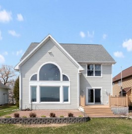 3296 Sunset Beach Lane, Suamico, WI 54173-8257